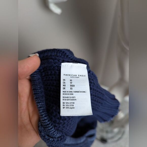 American eagle Cropped knit tank top navy blue cable knit XS - Picture 5 of 8